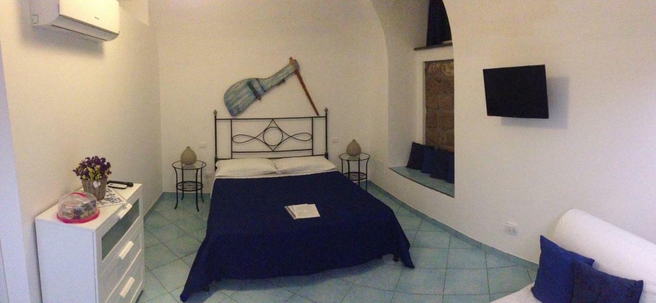 B&B La Grotta Marina 维克艾库塞 外观 照片