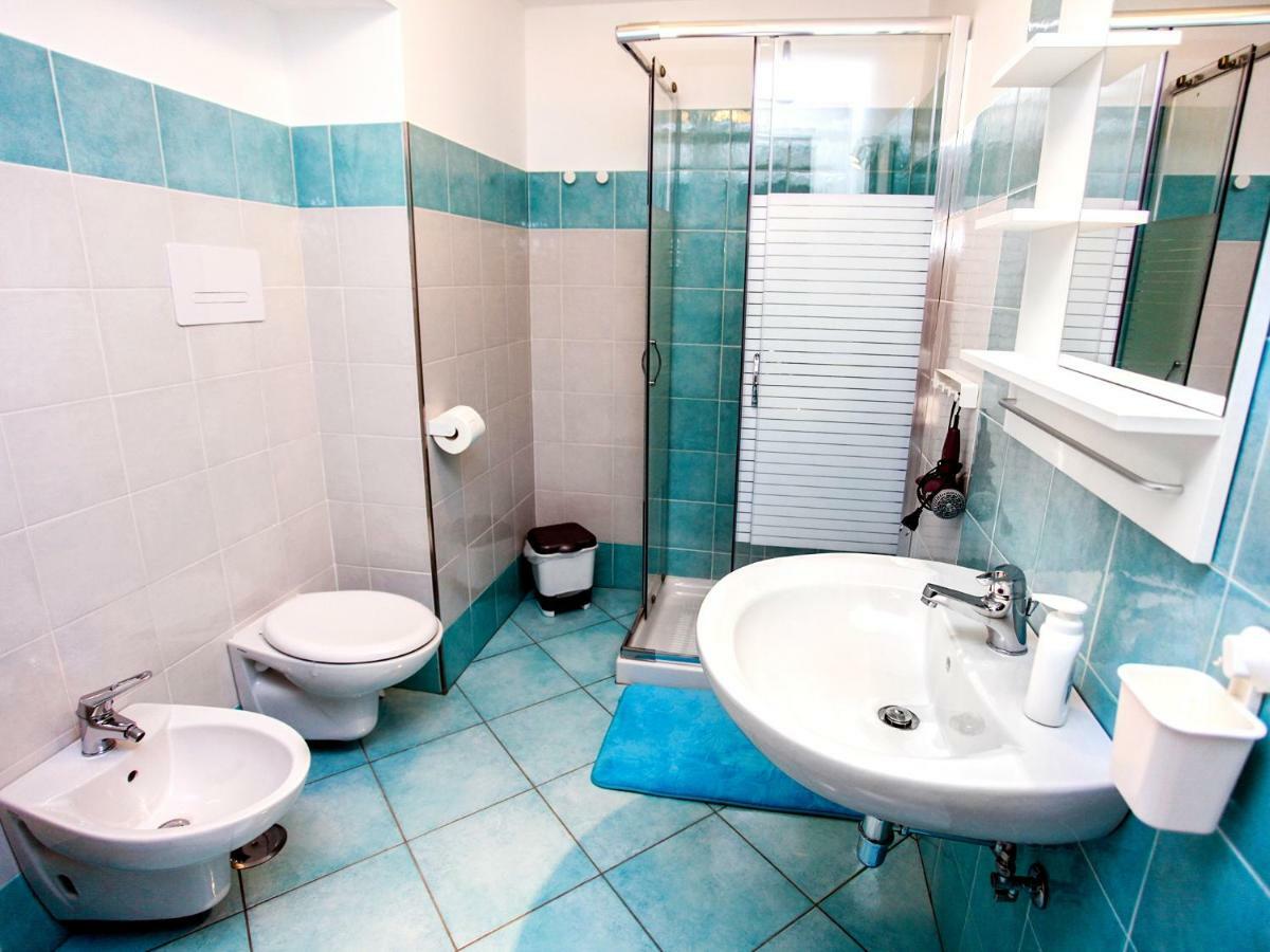 B&B La Grotta Marina 维克艾库塞 外观 照片
